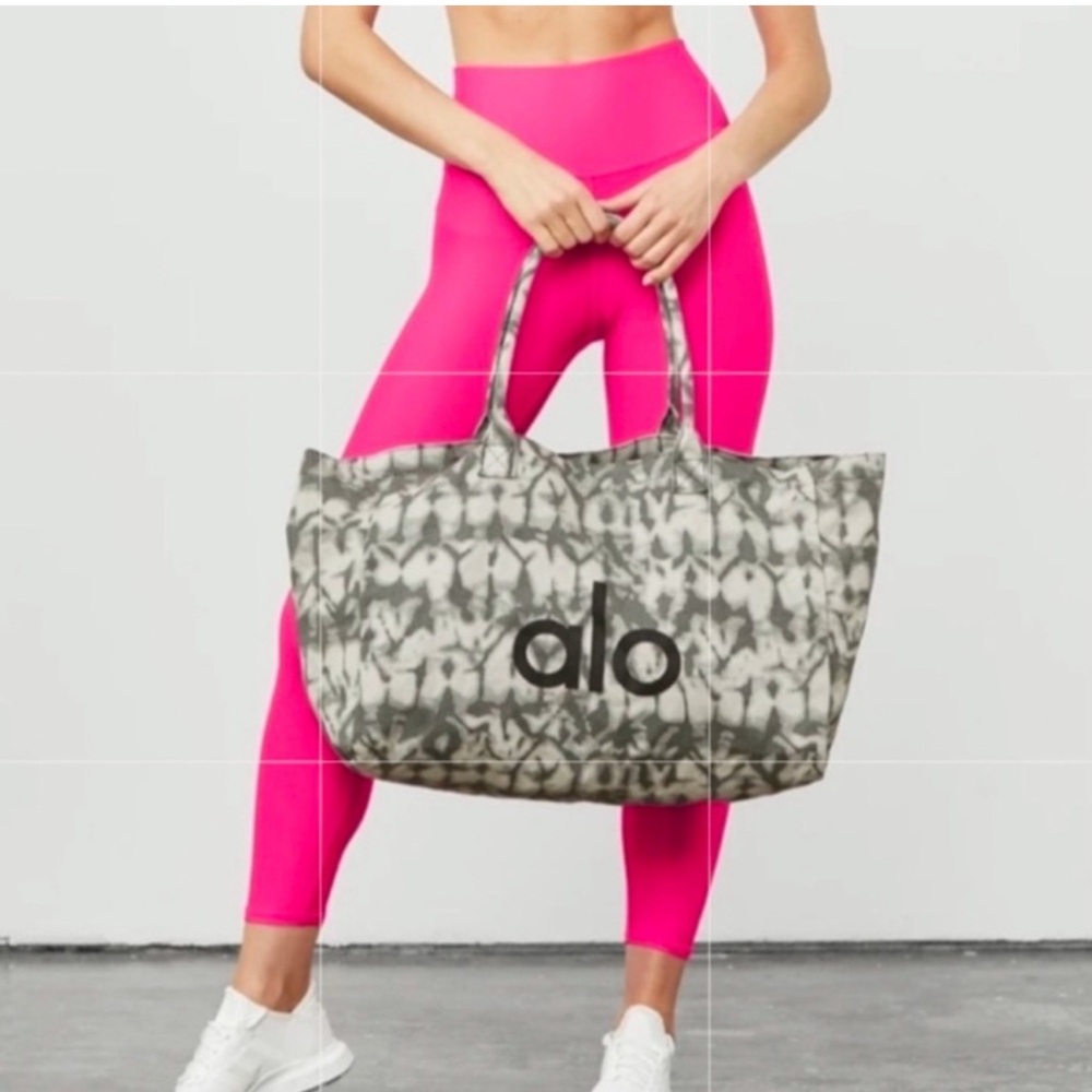 COPY - ALO Yoga Gray Tote Bag with Tie-Dye Design